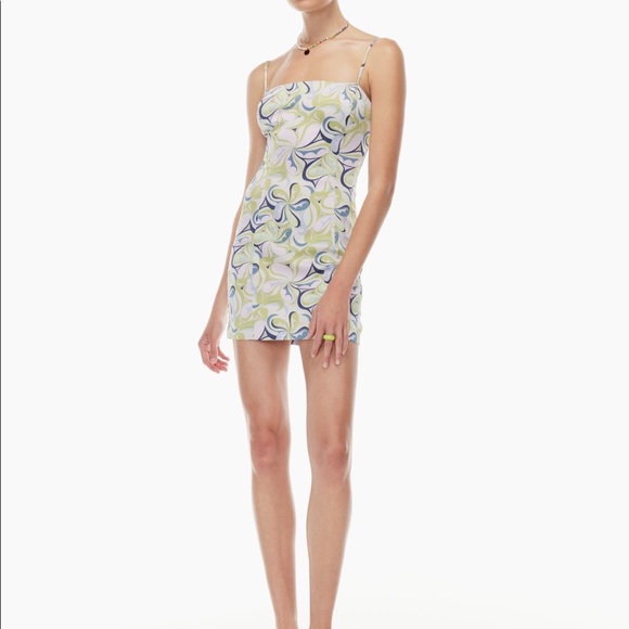 Aritzia Sunday Best Dress - Picture 3 of 6